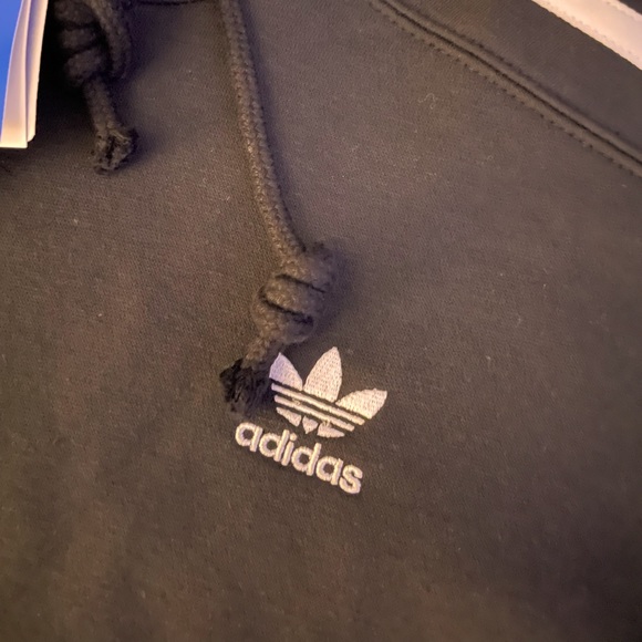 ADIDAS NWT Black Crop Hoodie Medium - Picture 5 of 9